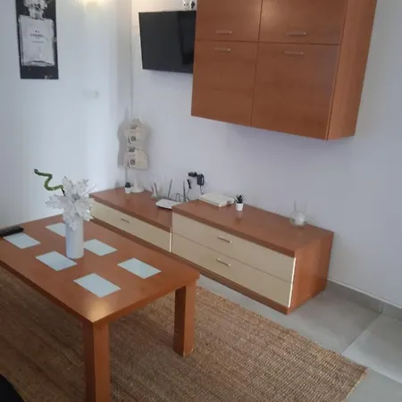 The Lovely Loft 1 *